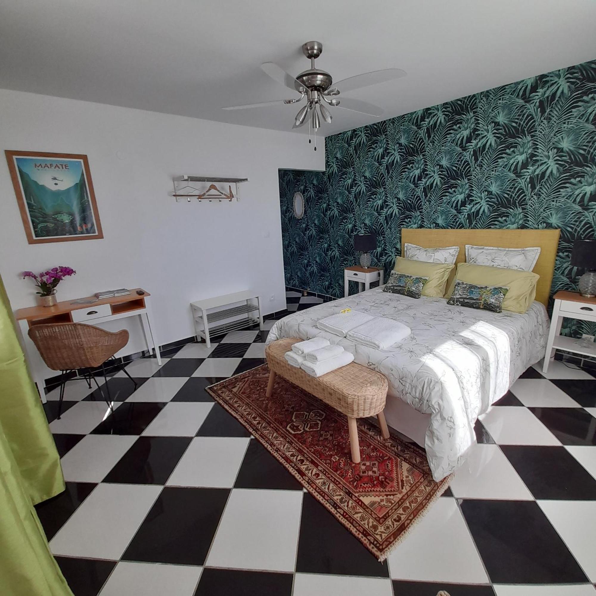 Villa Garriga Le Bois de Nefles  Rom bilde